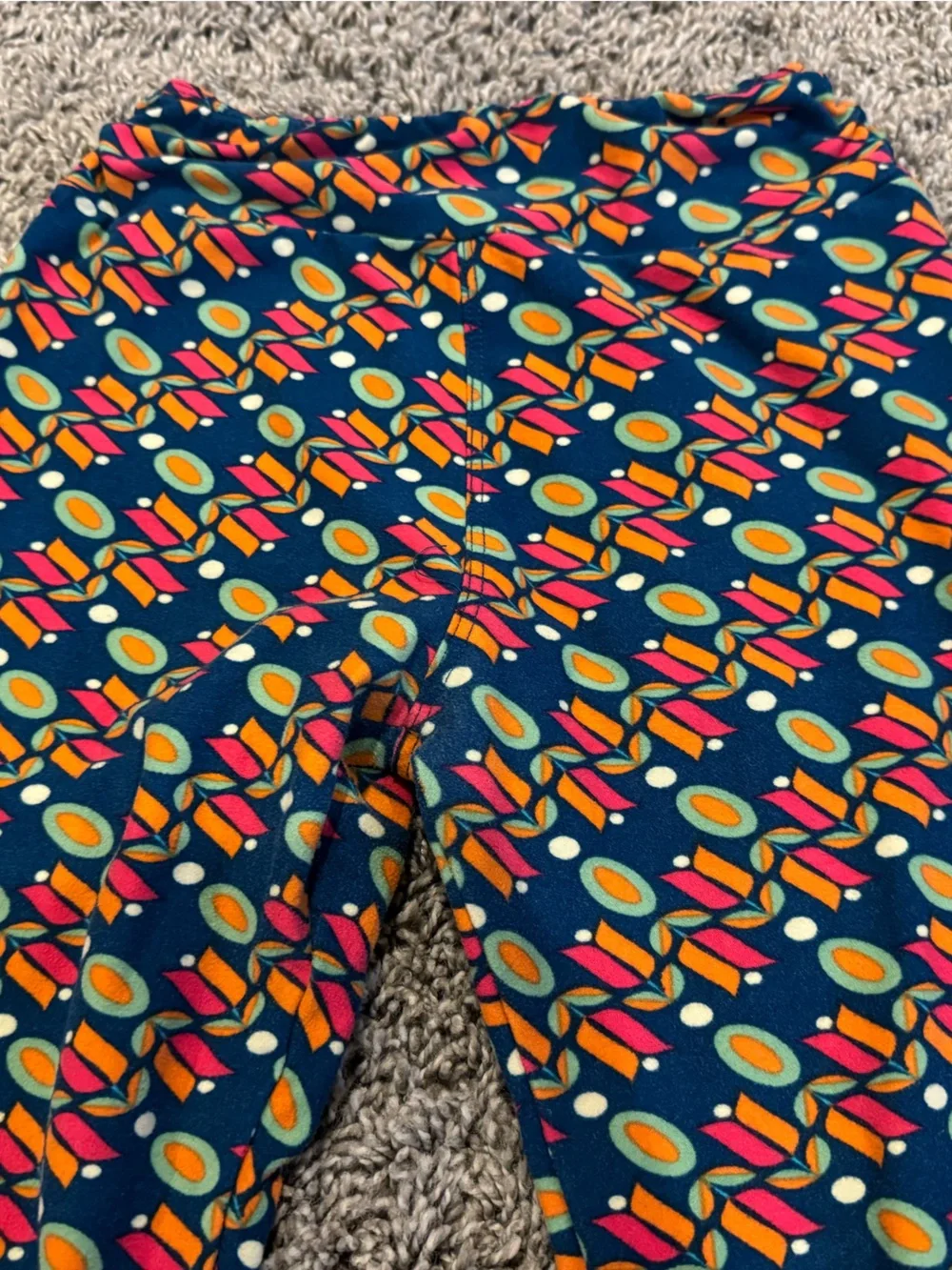 Bundle of 4 pairs of LuLaRoe Tween Leggings
